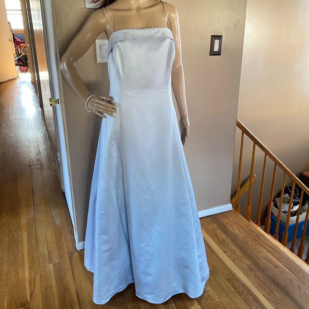 Michaelangelo Pearl Gray Formal Dress W/Beadwork Size 16 Prom Bridal Sweet 16 - Picture 3 of 11